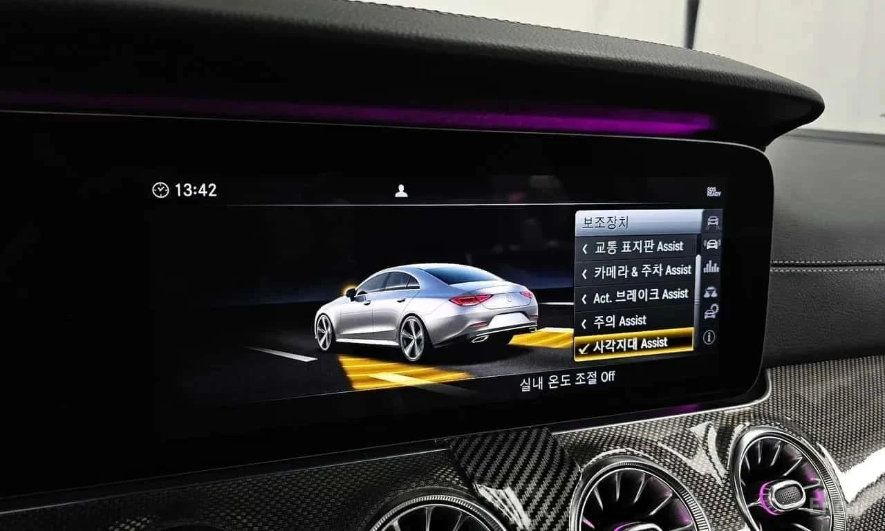 Mercedes-Benz CLS, снимка 15 - Автомобили и джипове - 56723582
