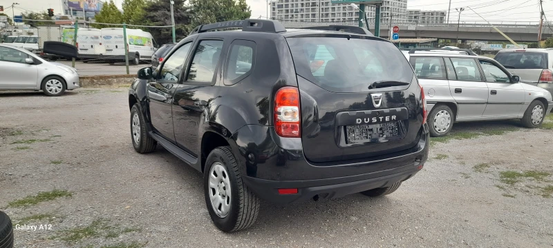 Dacia Duster 1.6i NAVI 4&#215;4 105кс, снимка 6 - Автомобили и джипове - 47084784