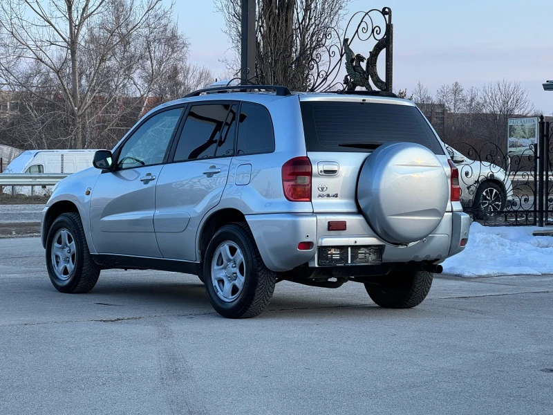 Toyota Rav4 2.0D4D ИТАЛИЯ 4Х4, снимка 3 - Автомобили и джипове - 49227674