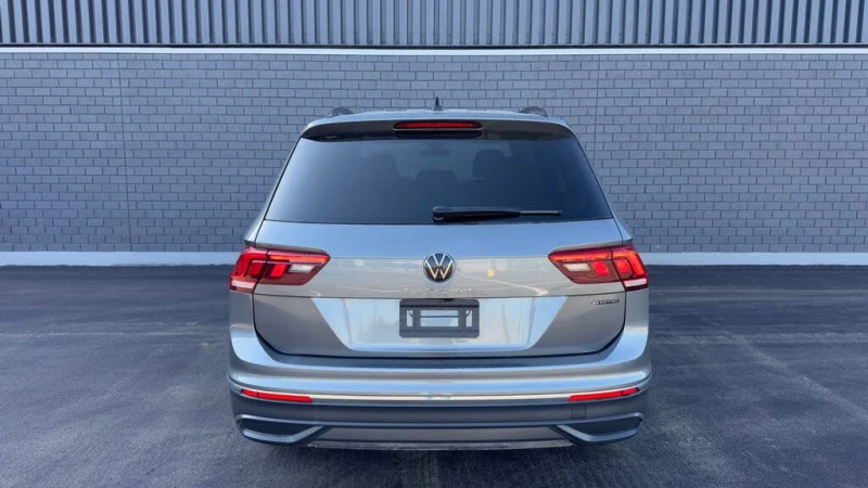 VW Tiguan 4motion* Comfortline* АвтоКредит* (ЦЕНА ДО БГ), снимка 5 - Автомобили и джипове - 52553532