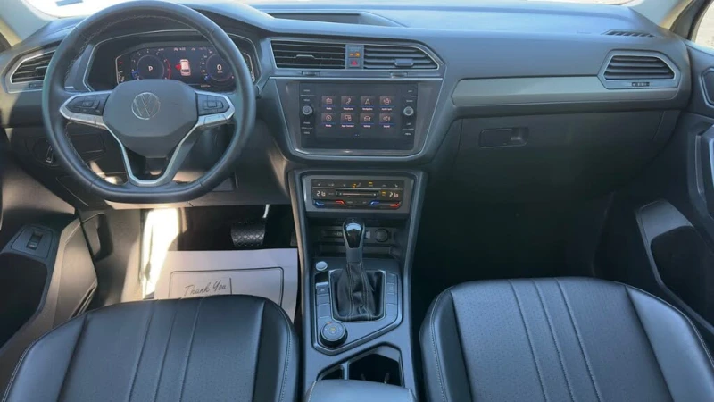 VW Tiguan 4motion* Comfortline* АвтоКредит* (ЦЕНА ДО БГ), снимка 10 - Автомобили и джипове - 52553532