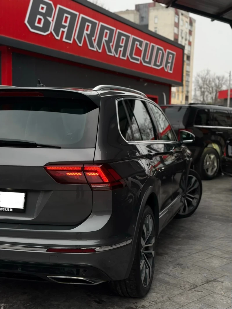 VW Tiguan R-LINE | 4MOTION | PANO | ТОП ЦЕНА | РЕАЛЕН, снимка 9 - Автомобили и джипове - 53181415