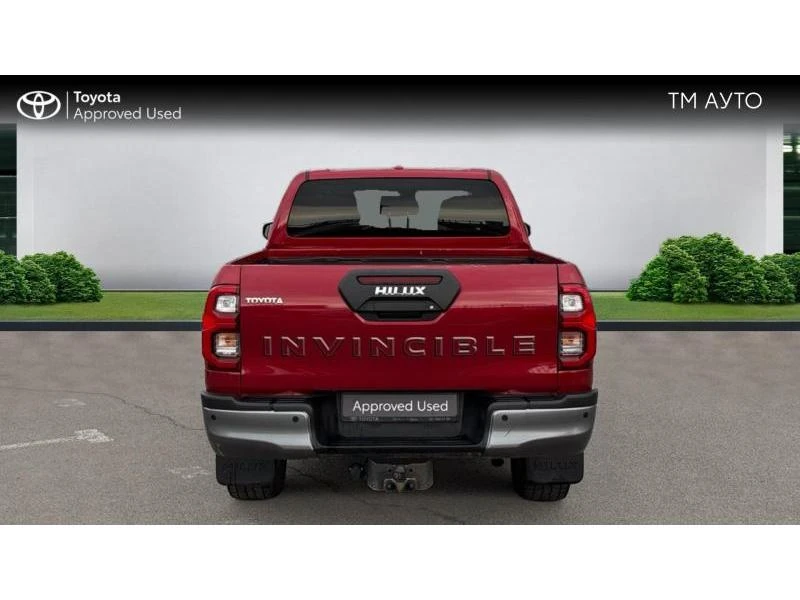 Toyota Hilux INVINCIBLE JBL 2.8D, снимка 4 - Автомобили и джипове - 53957032
