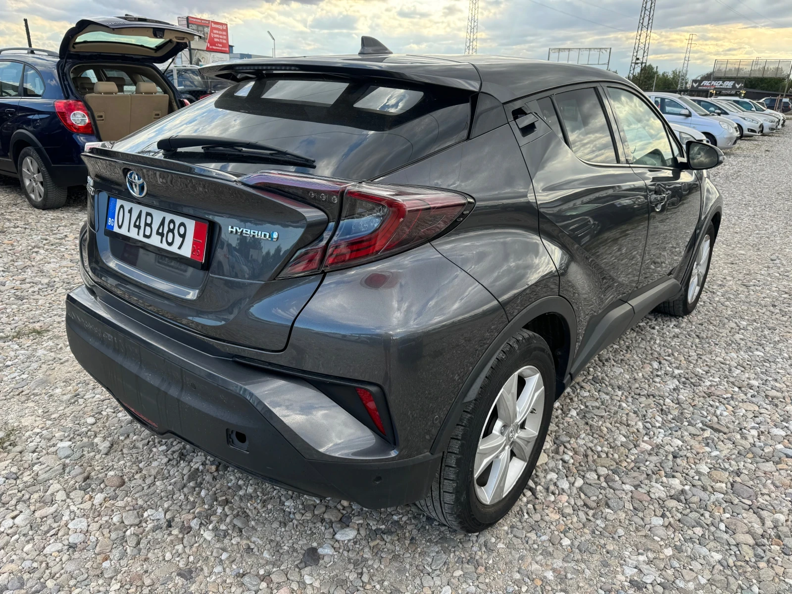 Toyota C-HR 1.8 hybrid  - изображение 3