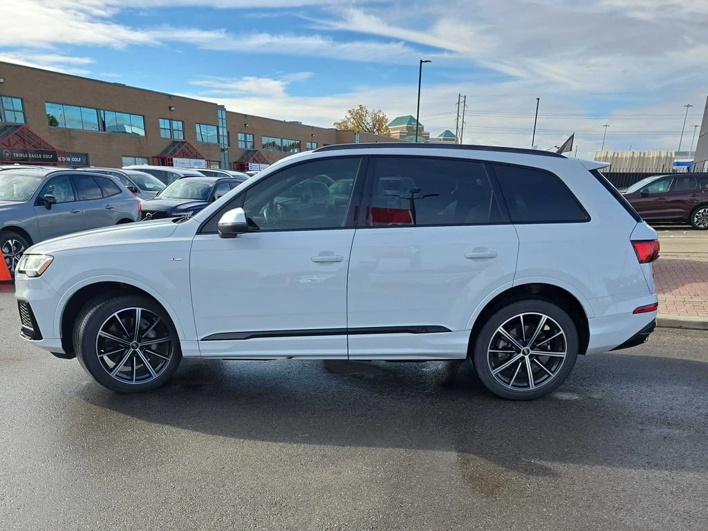 Audi Q7 * Komfort * CARFAX * БЕЗ ПЪРВОНАЧАЛНА ВНОСКА - изображение 2