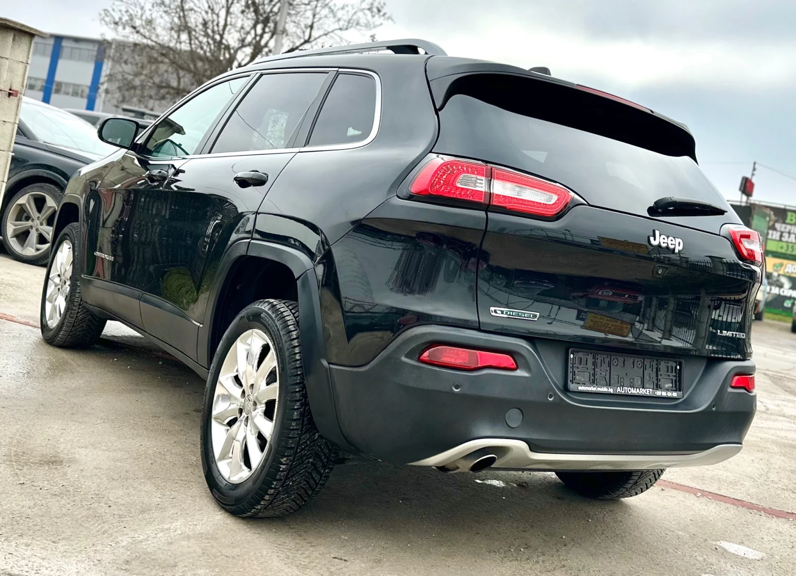 Jeep Cherokee 2.0M-Jet 140HP LIMITED NAVI CAMERA - изображение 8