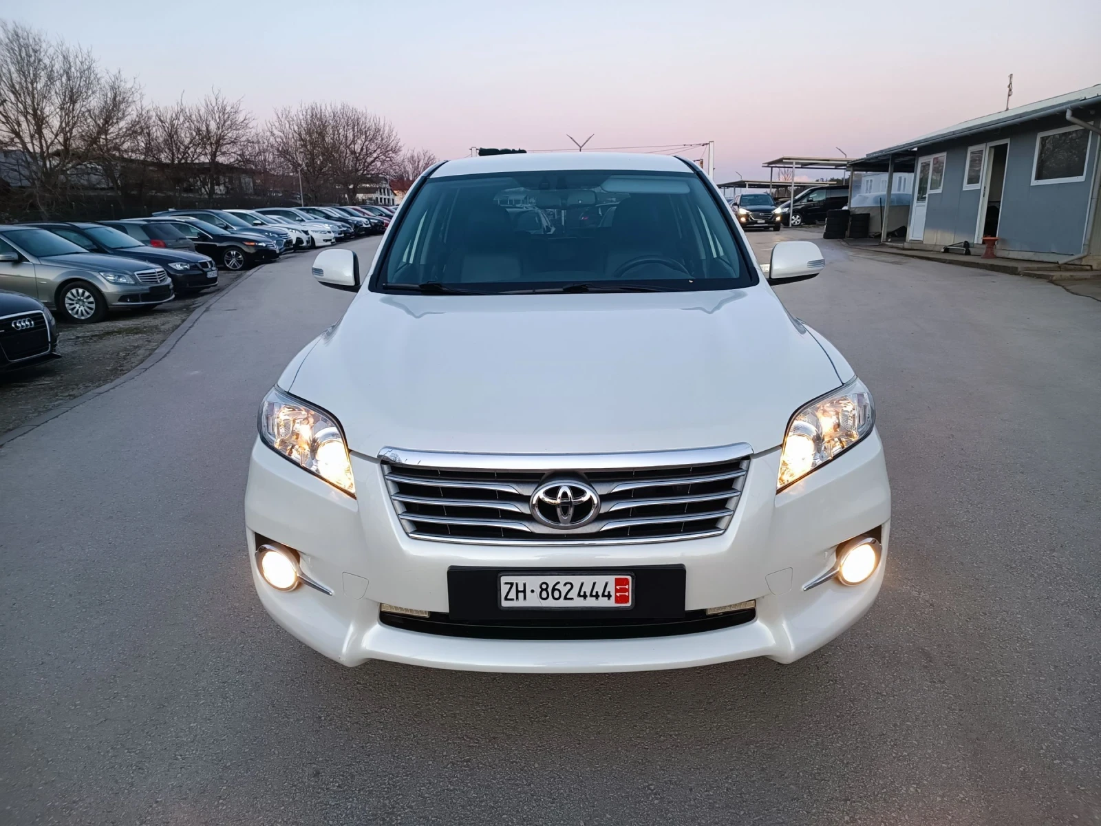 Toyota Rav4 2.0i-158��-���������-�����-4�4-6��-FACELIFT-KEYLES | Mobile.bg � ����������� 1