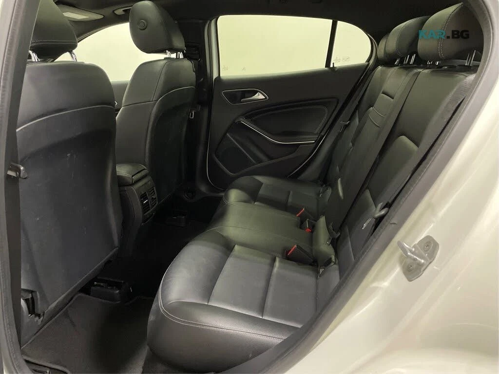 Mercedes-Benz GLA 250 4MATIC * АвтоКредит* (ЦЕНА ДО БГ), снимка 15 - Автомобили и джипове - 54567812