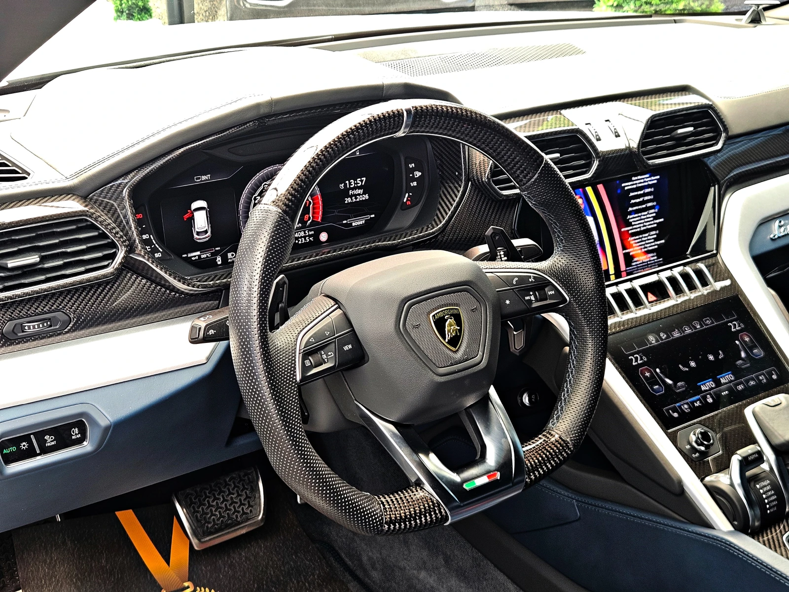 Lamborghini Urus NOVITEC/CARBONCERAMICA/TVx3/3DCAM/МАСАЖ/DISTR/LIZI, снимка 10 - Автомобили и джипове - 54713539