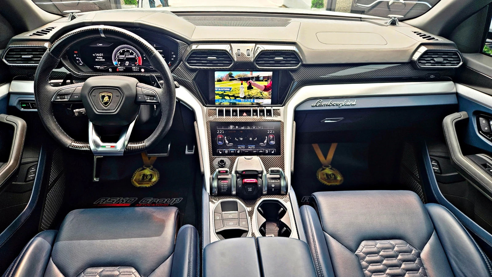 Lamborghini Urus NOVITEC/CARBONCERAMICA/TVx3/3DCAM/МАСАЖ/DISTR/LIZI, снимка 8 - Автомобили и джипове - 54713539