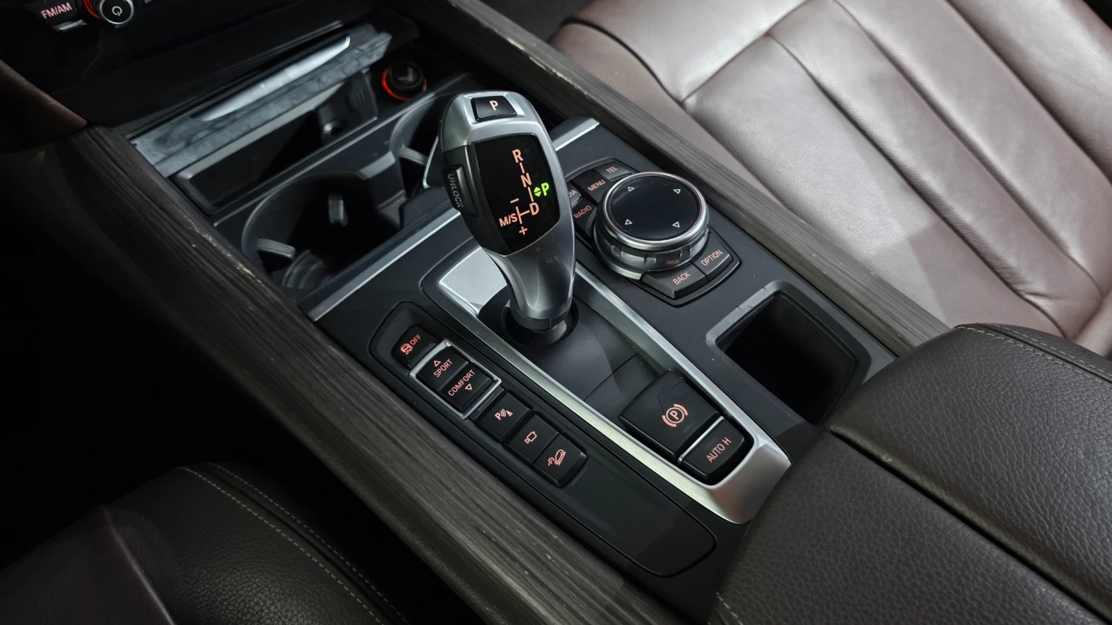 BMW X5 xDrive30d | HUD | 360  Камера | Панорама, снимка 11 - Автомобили и джипове - 55079334