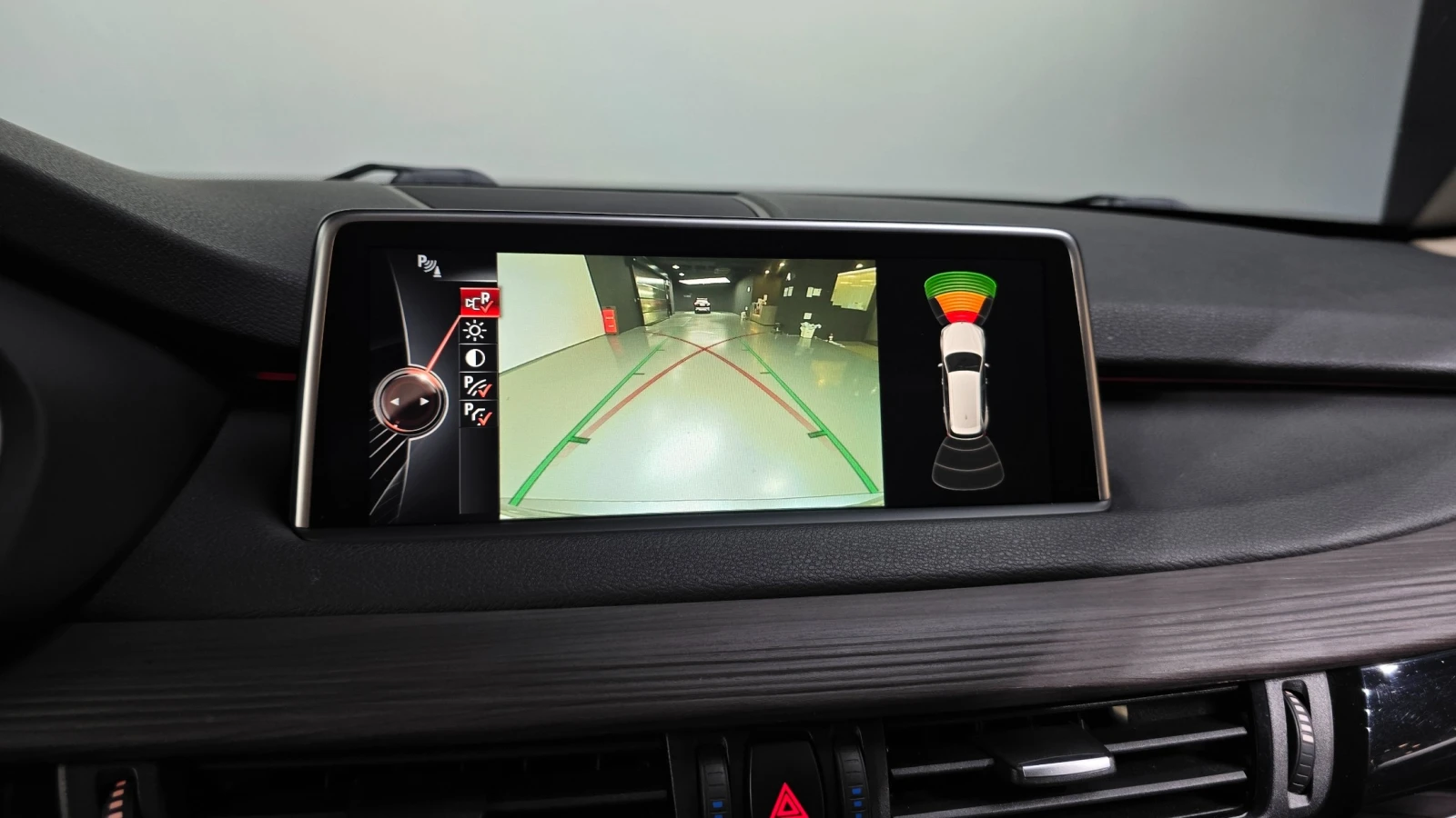 BMW X5 xDrive30d | HUD | 360  Камера | Панорама, снимка 7 - Автомобили и джипове - 55079334