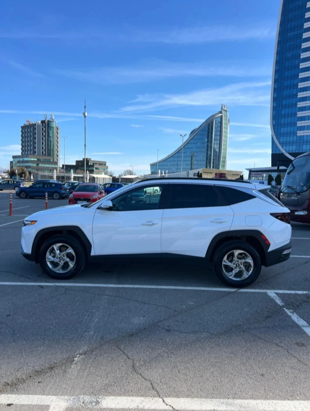 Hyundai Tucson, снимка 4 - Автомобили и джипове - 55104570