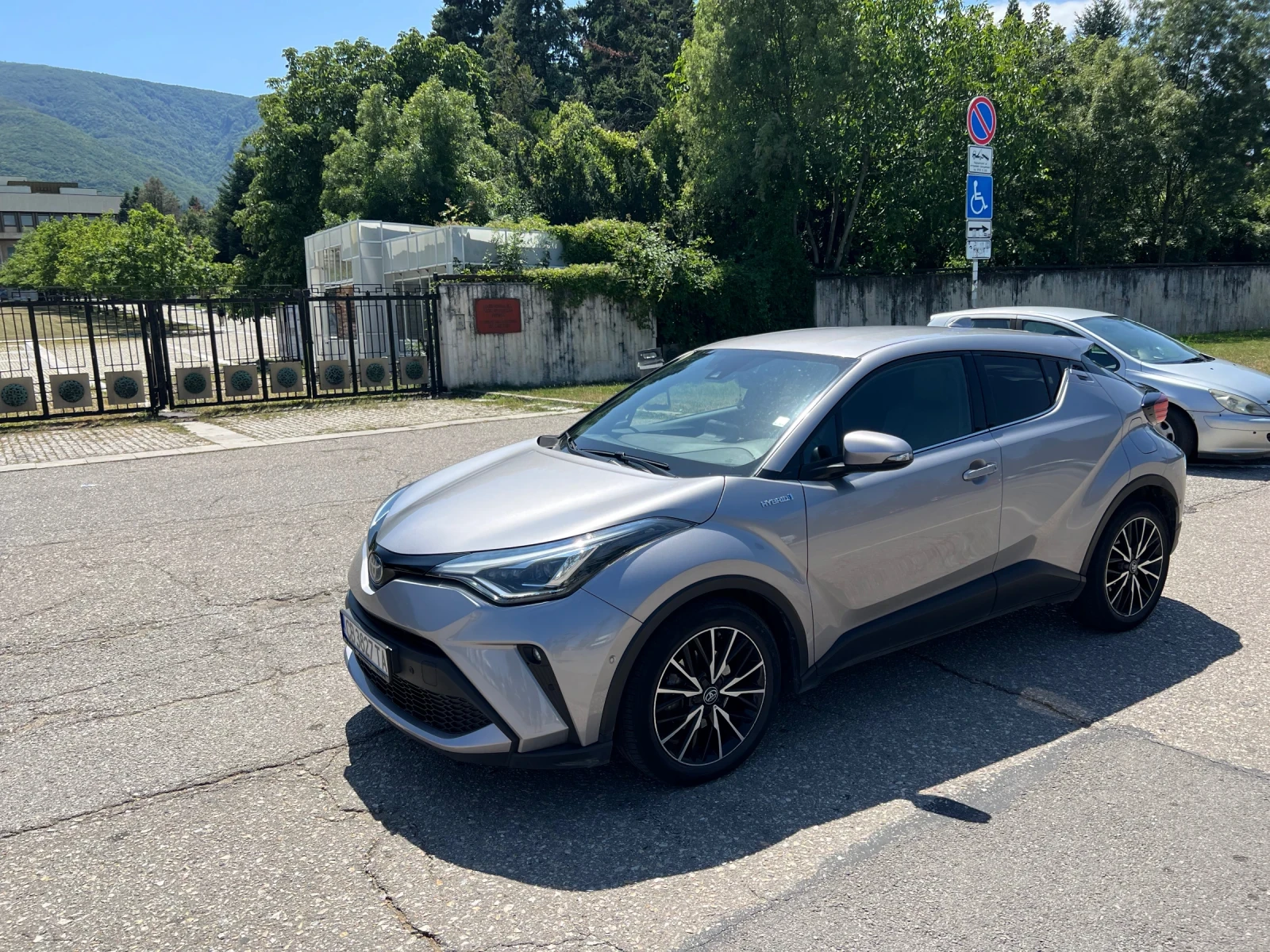 Toyota C-HR Toyota Ch r Classy-facelift, снимка 4 - Автомобили и джипове - 55586654