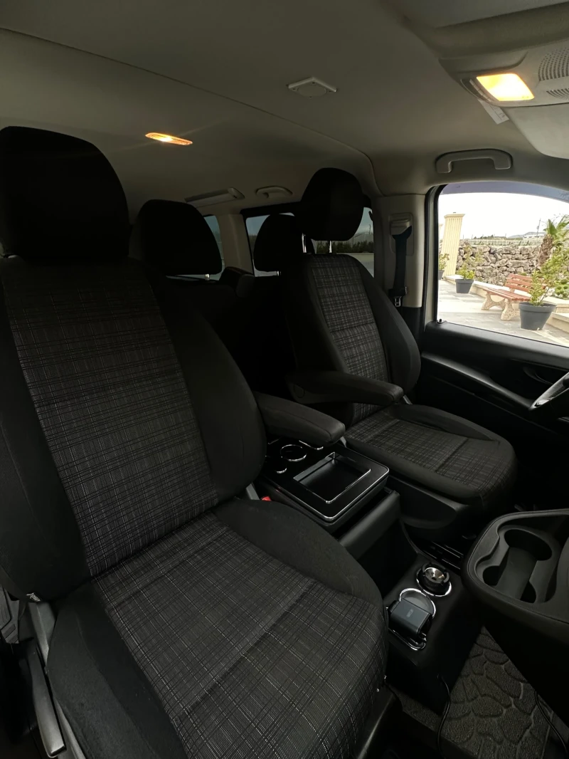 Mercedes-Benz Vito 114CDI / 7G Tronic / 6+ 1 / LED, снимка 10 - Бусове и автобуси - 52471853