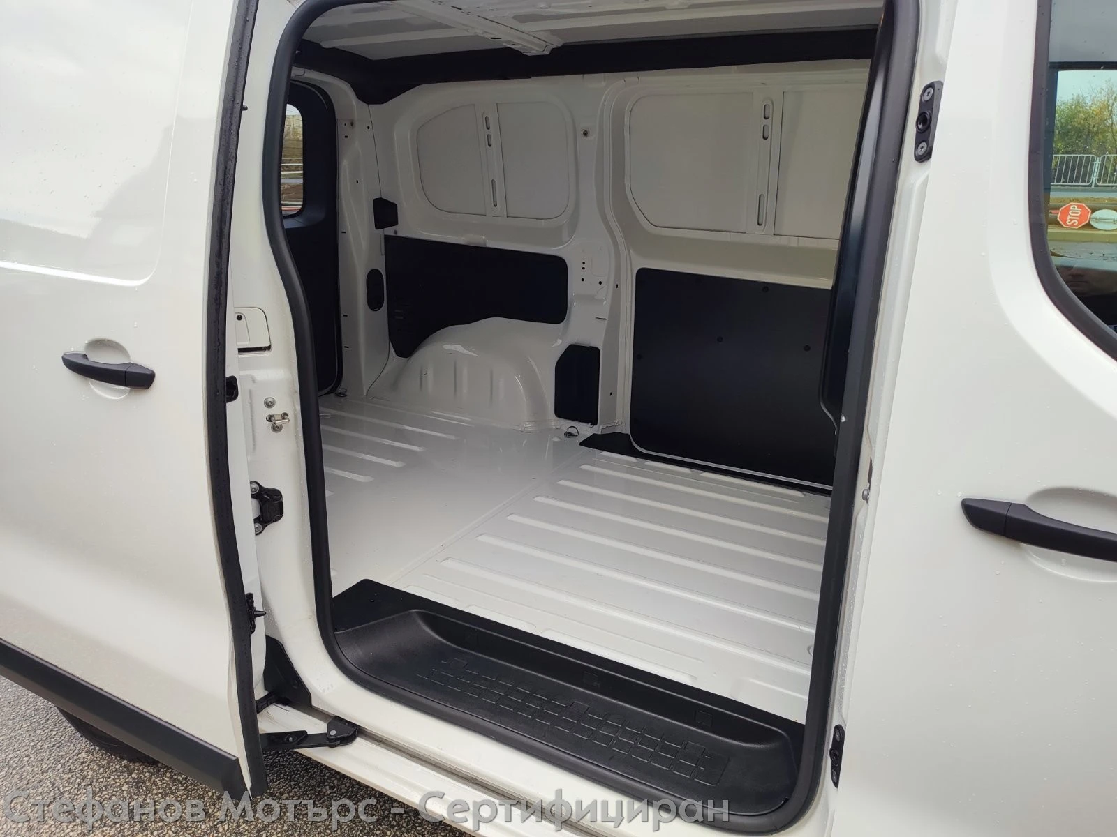 Opel Vivaro Cargo M Edition 1.5 Diesel (120hp) MT6 | Mobile.bg   12