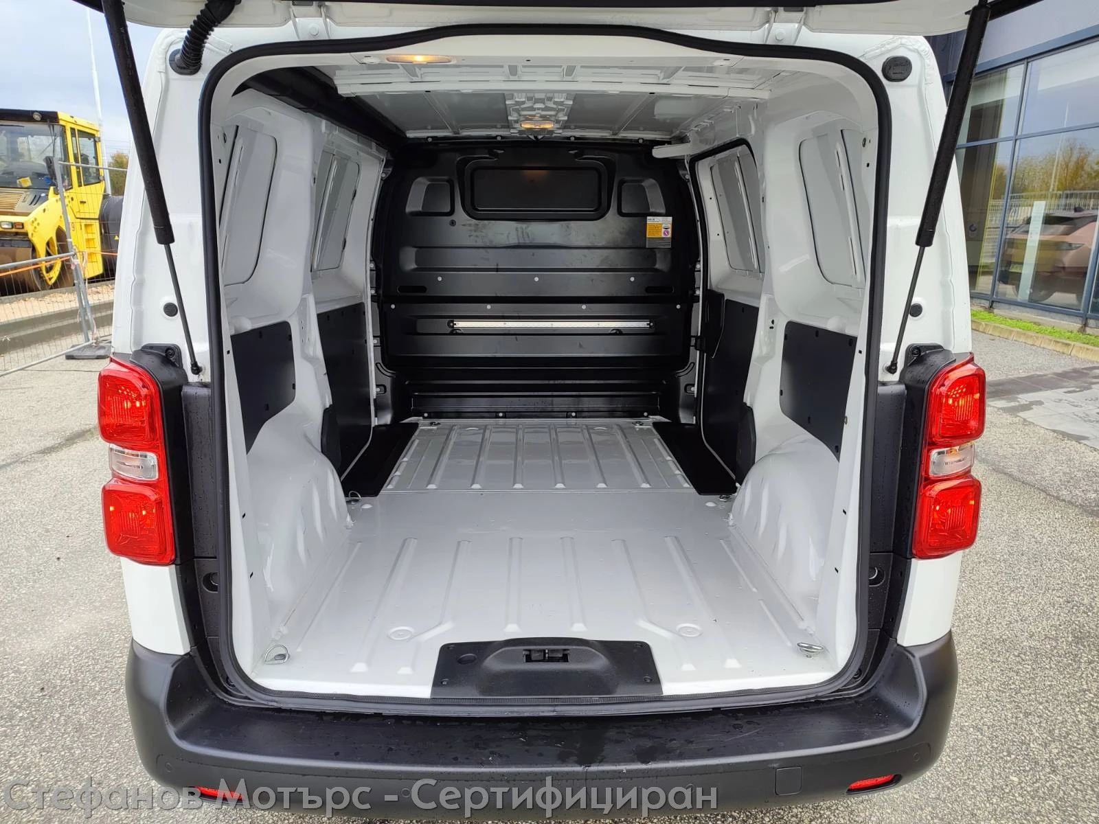 Opel Vivaro Cargo M Edition 1.5 Diesel (120hp) MT6 | Mobile.bg   13