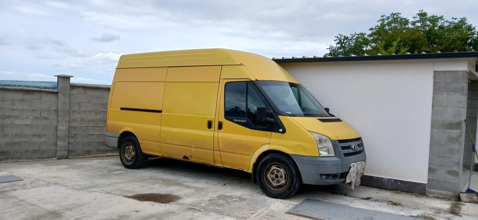 Ford Transit 330