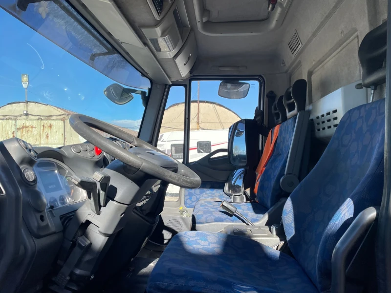 Iveco Eurocargo 75E16 Хладилен ! Падащ борд !, снимка 6 - Камиони - 49536354