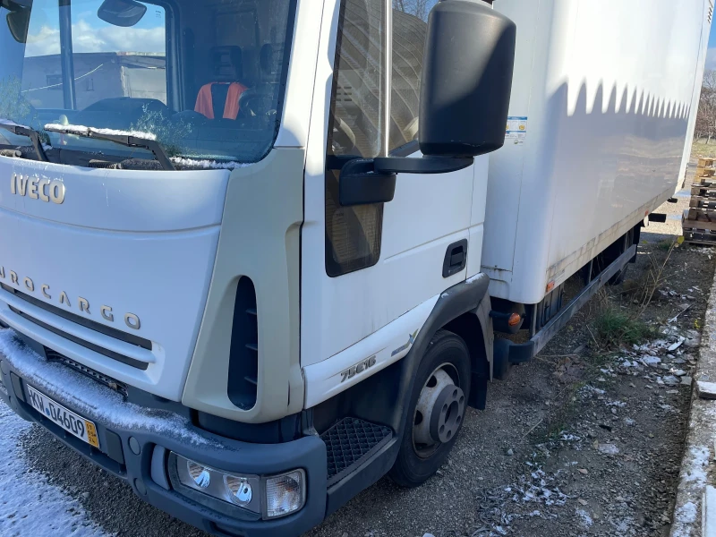 Iveco Eurocargo 75E16 Хладилен ! Падащ борд !, снимка 9 - Камиони - 49536354