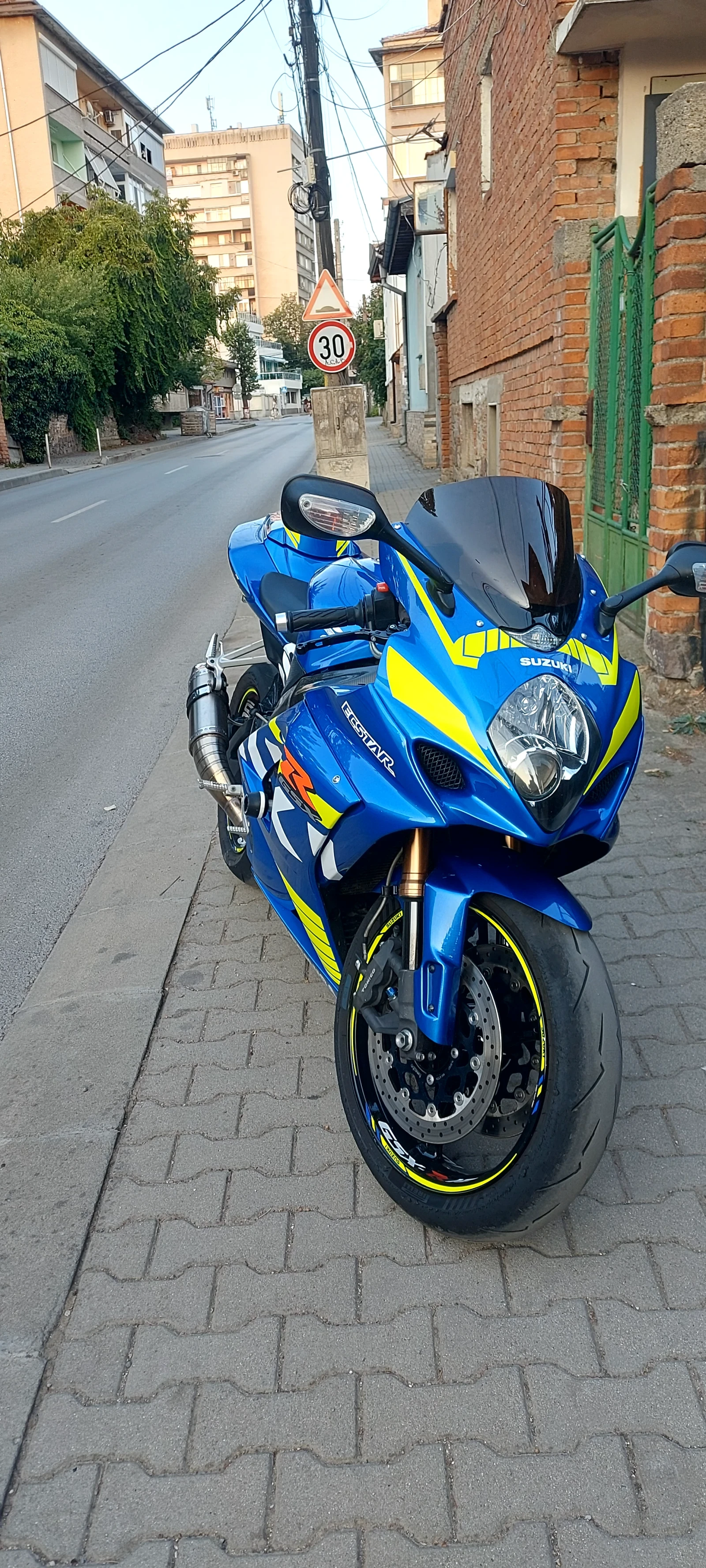 Suzuki Gsxr  - изображение 2