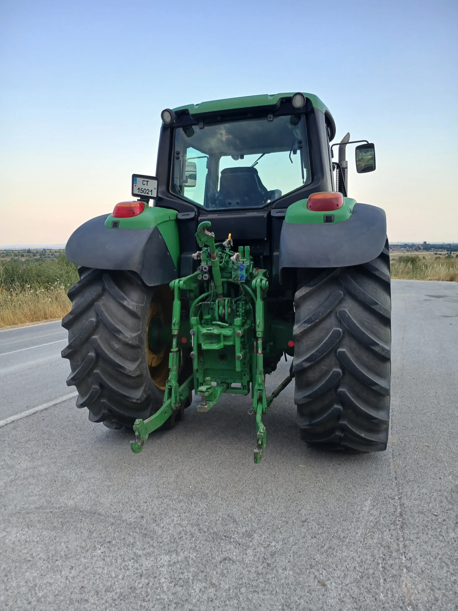 Трактор John Deere 6930 - изображение 3