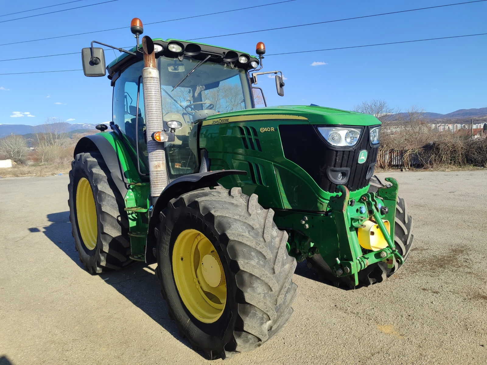 Трактор John Deere 6140R - изображение 2