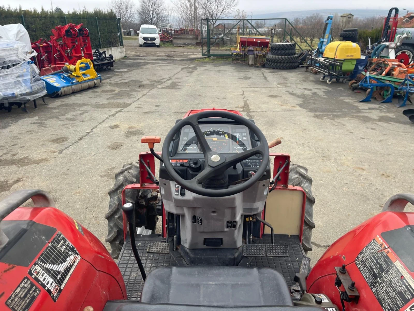 ������� Mitsubishi MT 367 | Mobile.bg � ����������� 8