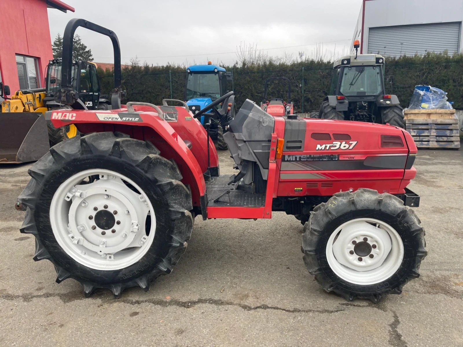 ������� Mitsubishi MT 367 | Mobile.bg � ����������� 3