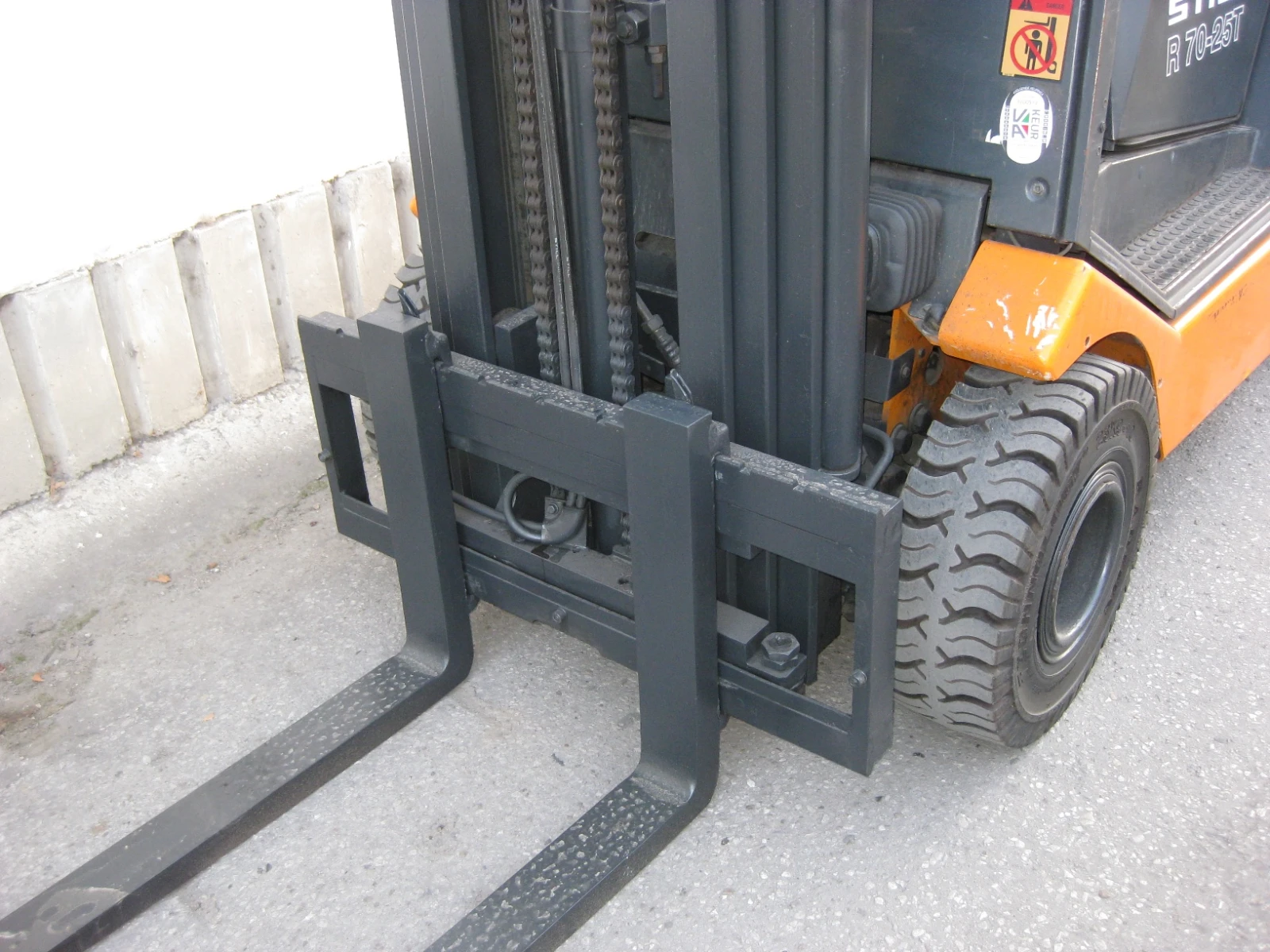  Still R70-25T | Mobile.bg   4