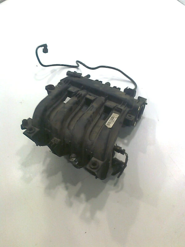 всмукателен колектор за Рено Клио 1.2 16v