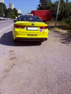 Kia K5, снимка 9