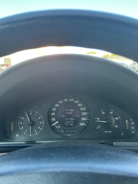 Mercedes-Benz E 220 - 7199 лв. - 64071806 10