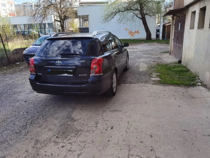 Toyota Avensis 2.4 Бензин, снимка 6 - Автомобили и джипове - 42742268