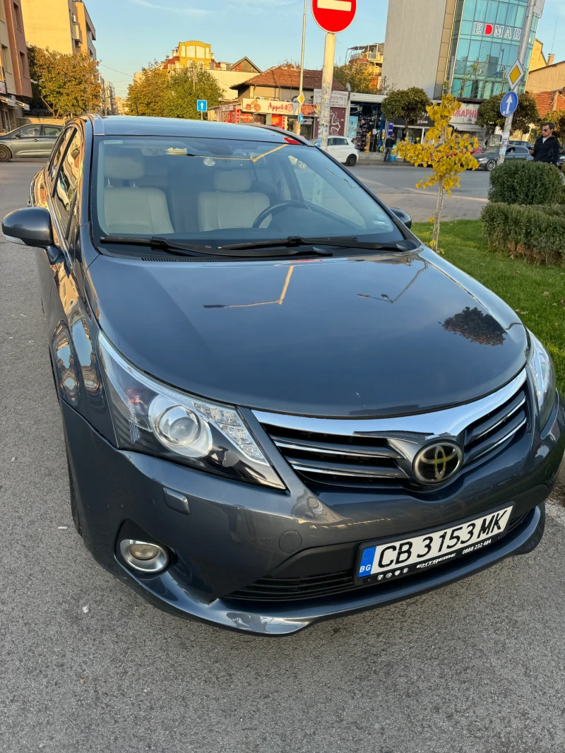 Toyota Avensis 2.2 diesel - всички екстри за модела, снимка 1 - Автомобили и джипове - 47736991