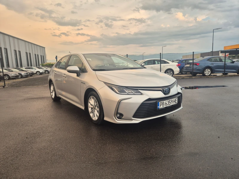 Toyota Corolla EXECUTIVE 1.8 HYBRID A/T, снимка 7 - Автомобили и джипове - 50624443