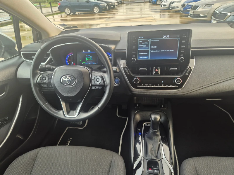 Toyota Corolla EXECUTIVE 1.8 HYBRID A/T, снимка 14 - Автомобили и джипове - 50624443