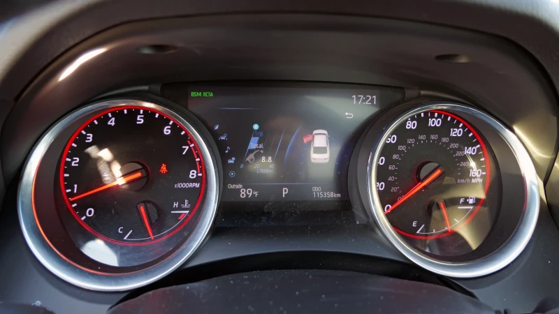 Toyota Camry XSE, снимка 9 - Автомобили и джипове - 52070688