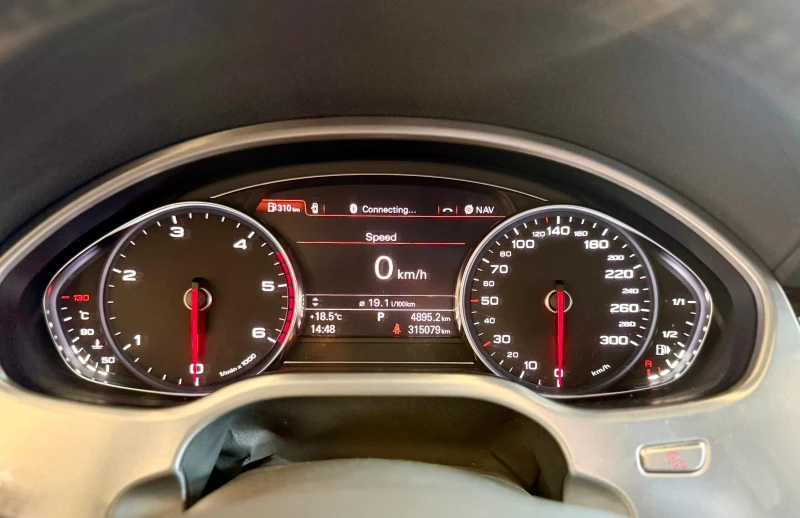 Audi A8 4.2TDI V8T* Matrix* Лизинг* BlindSpot, снимка 11 - Автомобили и джипове - 52247407