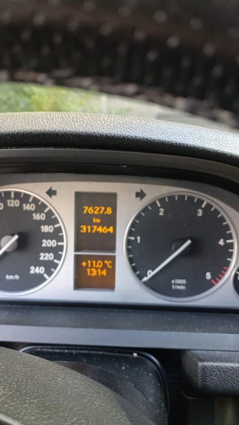 Mercedes-Benz B 200, снимка 8 - Автомобили и джипове - 52249423
