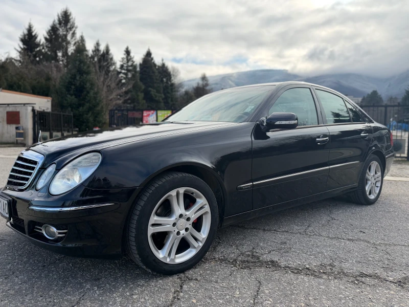 Mercedes-Benz E 300 Elegance, снимка 7 - Автомобили и джипове - 53131957