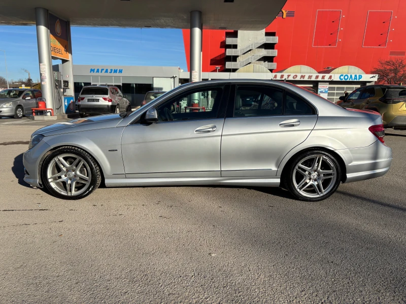 Mercedes-Benz C 220 CDI седан, снимка 4 - Автомобили и джипове - 53263230