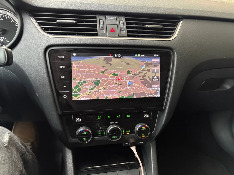 Skoda Octavia 1.6 TDI 73km, снимка 7 - Автомобили и джипове - 53349123