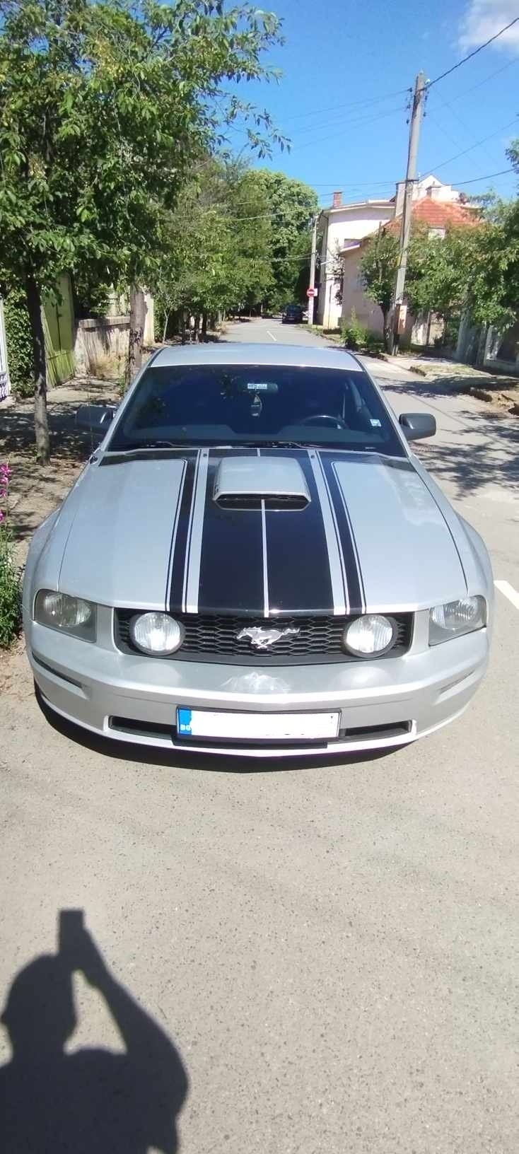 Ford Mustang 4.6 V8, снимка 2 - Автомобили и джипове - 45845019