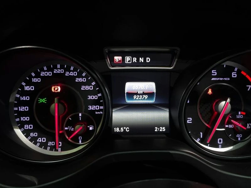 Mercedes-Benz CLA CLA45 AMG 4MATIC| 355к.с.| ВКЛ.ТЕХНОТЕСТ, снимка 8 - Автомобили и джипове - 55402172
