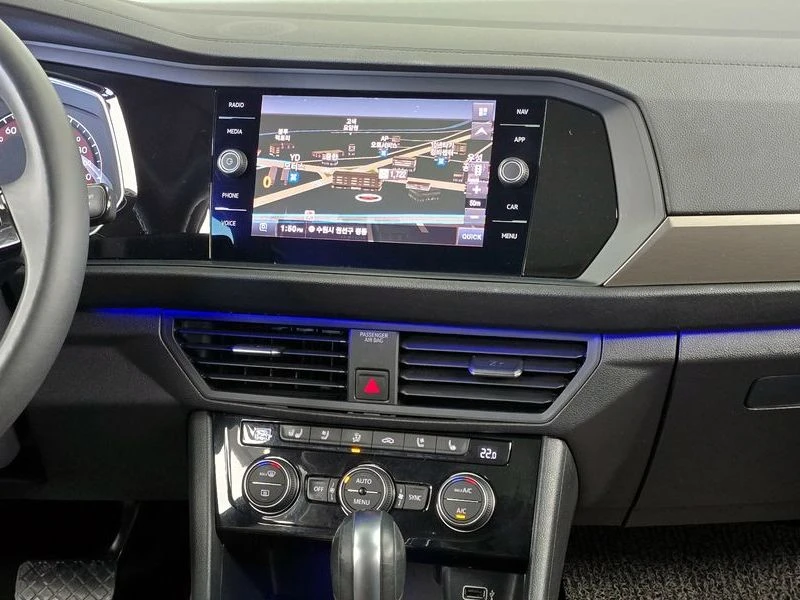 VW Jetta 1.4 DGX Automatic, снимка 14 - Автомобили и джипове - 55723227