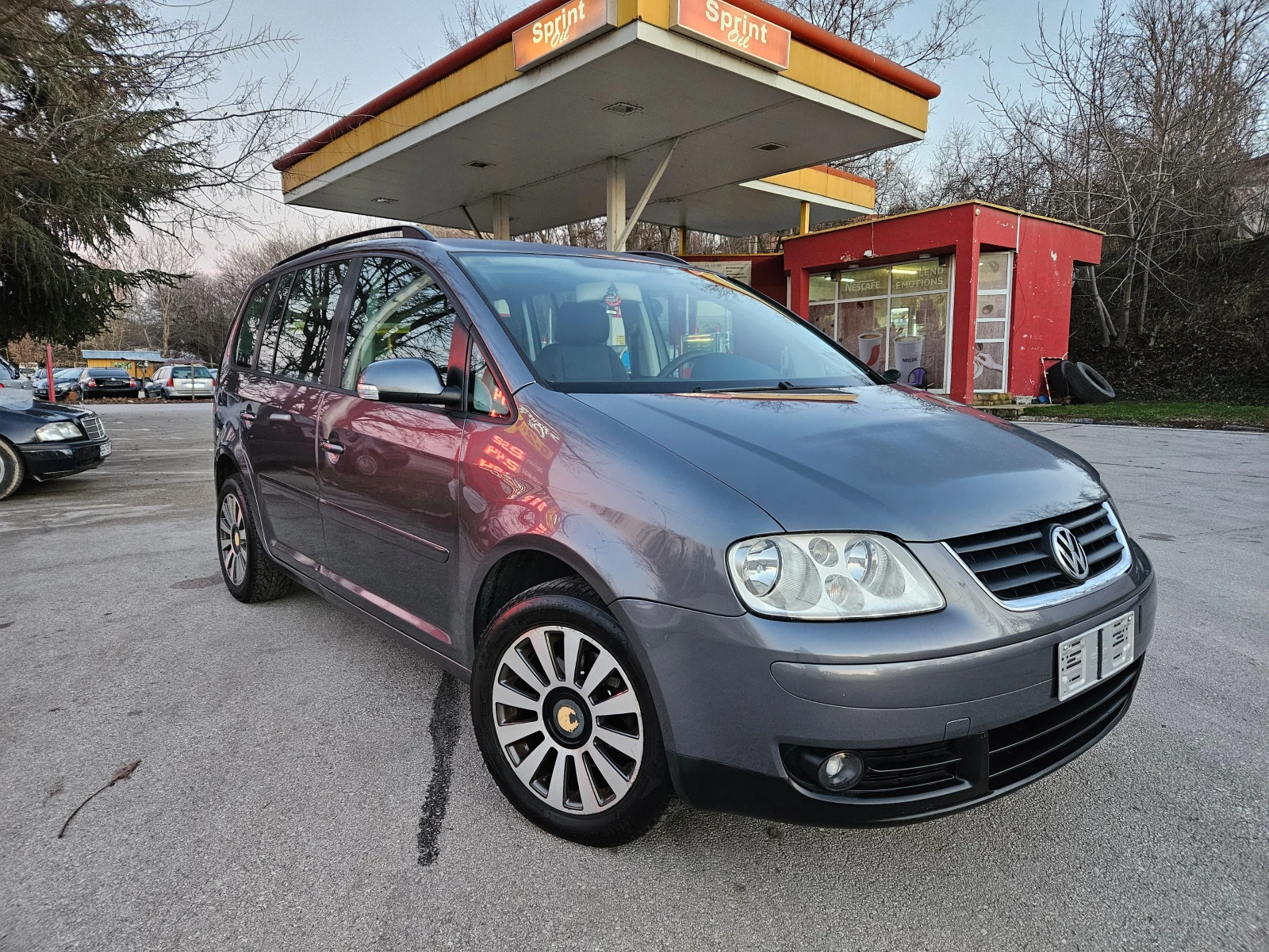 VW Touran 1.9, 105к.с., 7 места, Италия! - изображение 3