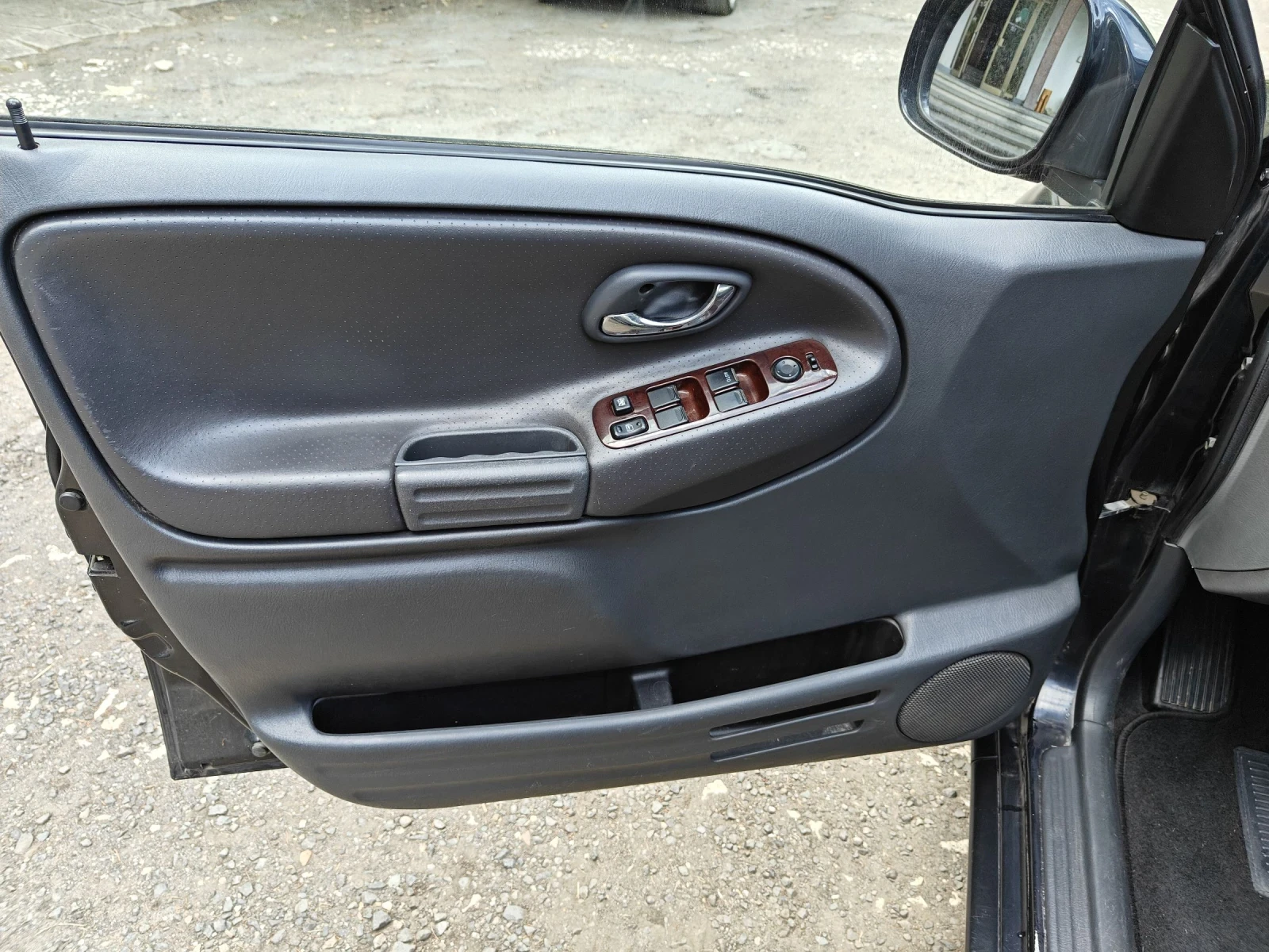 Suzuki Grand vitara 2.0 128ps FACE - изображение 8