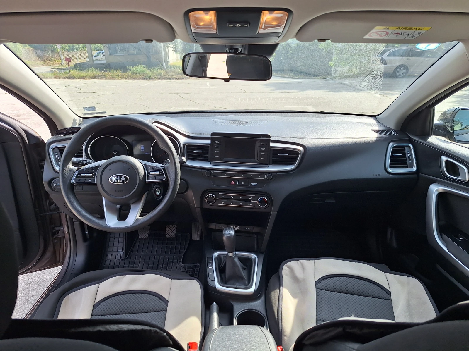 Kia Ceed 1.4i T-GDI - изображение 8