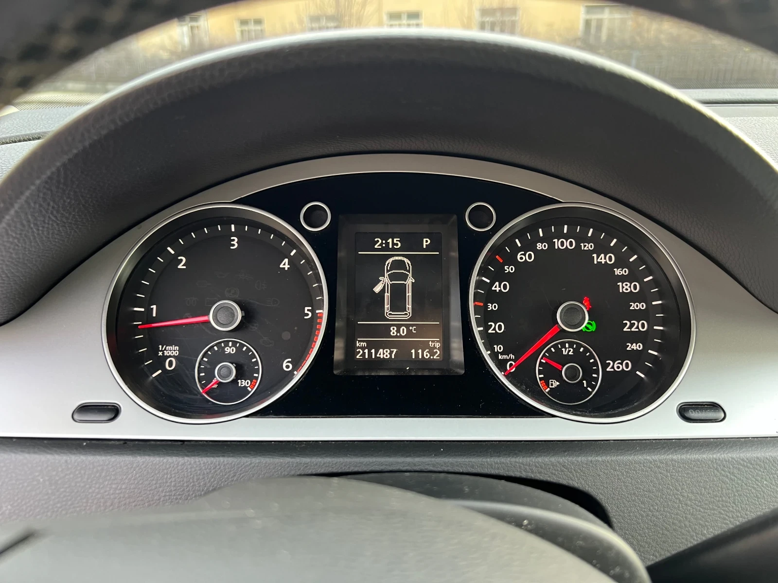 VW Passat 2.0TDI-DSG - изображение 10